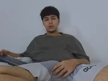 ChloeRosses – webcam model profile photo Image 8