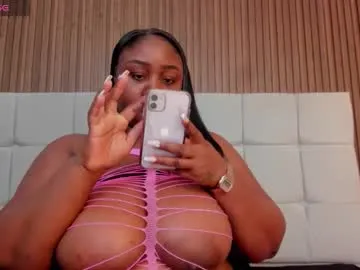 MilaMaaay – webcam model profile photo Image 14