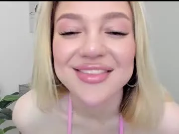 Amylewiss – webcam model profile photo Image 5