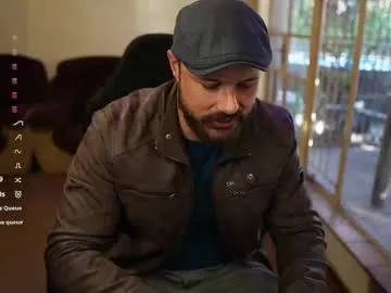 AvaHulww – webcam model profile photo Image 3