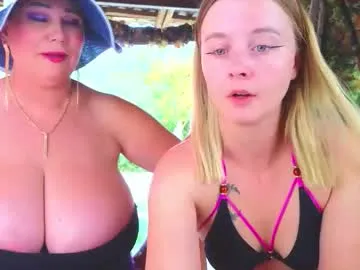 Live with Alishine on FliCam Image 7