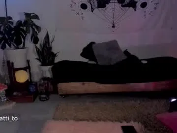 SandiSquirts – webcam model profile photo Image 17