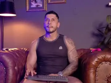 crystalclearstud – webcam model profile photo Image 17