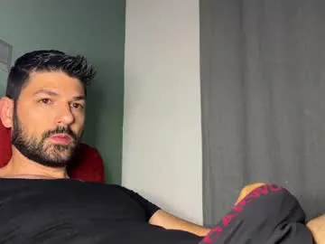 CrystalDavis – webcam model profile photo Image 2