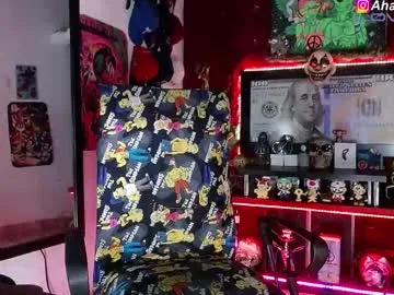 cumhere999 – webcam model profile photo Image 2