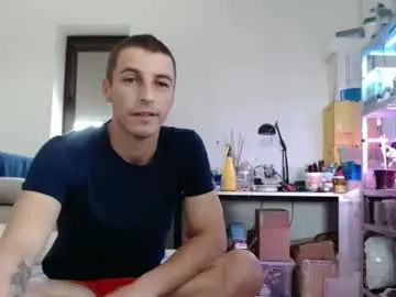 LucieWinters_UK – webcam model profile photo Image 7