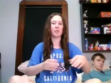 CARMIYNNA – webcam model profile photo Image 12