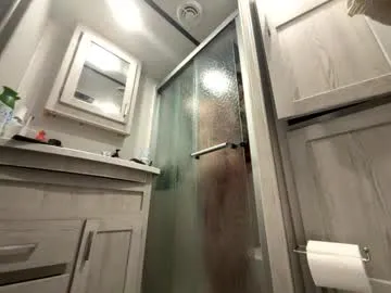 FitnessBunny – webcam model profile photo Image 7