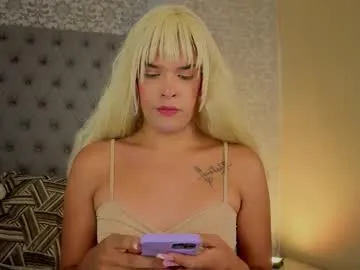 SophieBlaake – webcam model profile photo Image 11