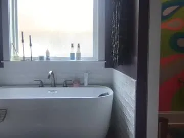 Live with AlizaCole on FliCam Image 3