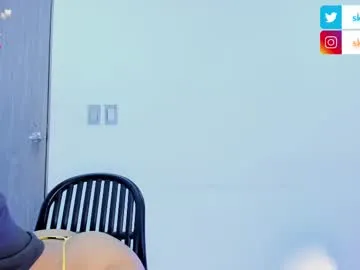 CarolineHailey – webcam model profile photo Image 5