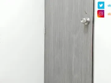 CarolineHailey – webcam model profile photo Image 8