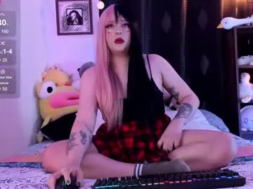 yamatobrodsky1 – webcam model profile photo Image 2