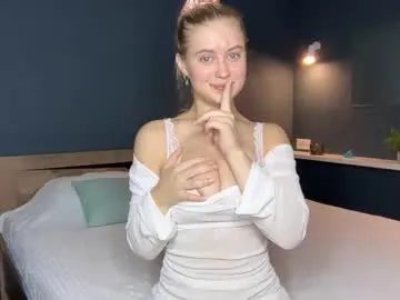 linawethot – webcam model profile photo Image 19