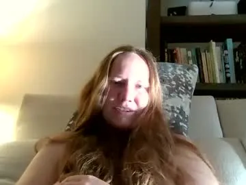 Hiiichan88 – webcam model profile photo Image 12