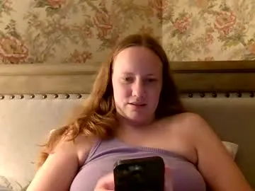 Hiiichan88 – webcam model profile photo Image 4