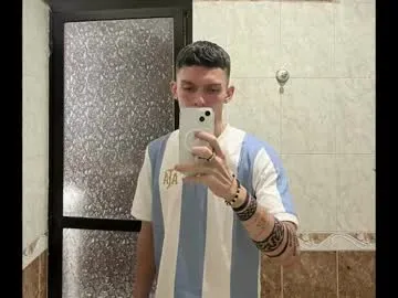 jakereynalds – webcam model profile photo Image 18