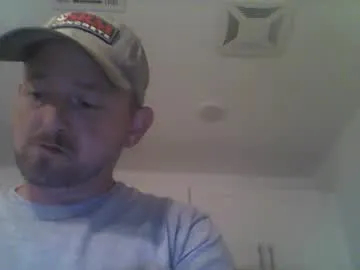 BrunetteSara – webcam model profile photo Image 12