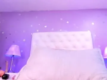 BellaLatinaTS – webcam model profile photo Image 3