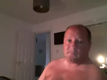 ValenWill – webcam model profile photo Image 2