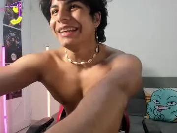 AntonioWest – webcam model profile photo Image 12