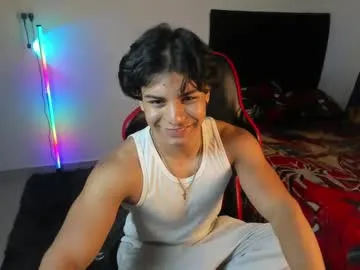 AntonioWest – webcam model profile photo Image 3