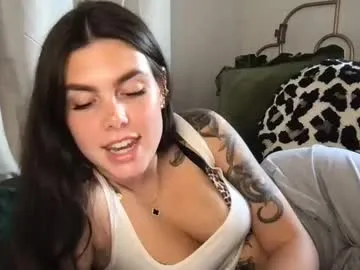 QUEEN_NOBUHLE_777 – webcam model profile photo Image 7