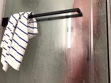 SkyEyesLuna – webcam model profile photo Image 14