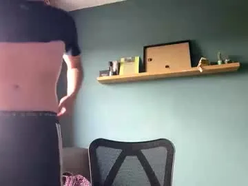 AAASuck – webcam model profile photo Image 16