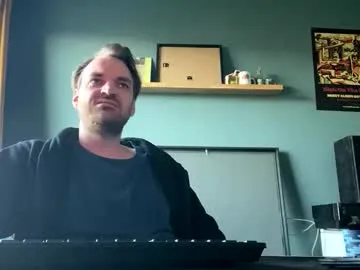 AAASuck – webcam model profile photo Image 18