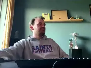 AAASuck – webcam model profile photo Image 8