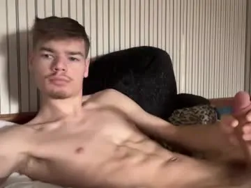 Live with stratman301 on FliCam