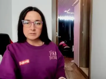 MissHotTessy – webcam model profile photo Image 13