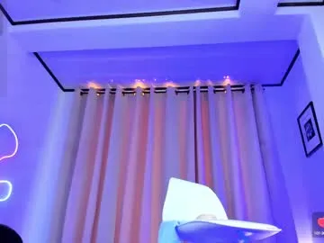 LunaKrismas – webcam model profile photo Image 5