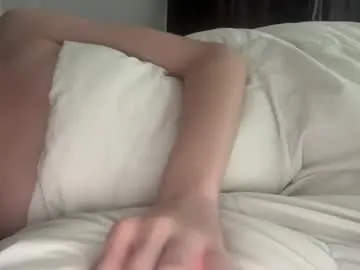 FitnessBunny – webcam model profile photo Image 3