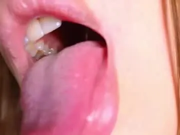 NinaFontana – webcam model profile photo Image 6