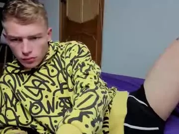 holy_eggs_00 – webcam model profile photo Image 17