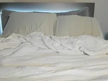 AmmelieBaste – webcam model profile photo Image 3