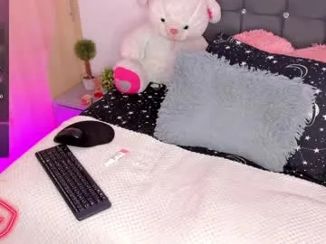 Live with arina_rose on FliCam Image 5