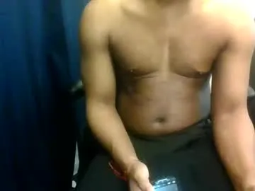 LIZY_PORTMAN – webcam model profile photo Image 5