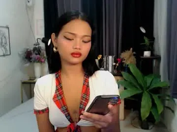 Mae_Rainz – webcam model profile photo Image 13