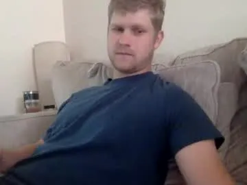 nik_sharp – webcam model profile photo Image 5