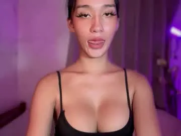 chloe_cherry21 – webcam model profile photo Image 11