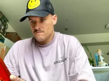 shoma2003 – webcam model profile photo Image 2