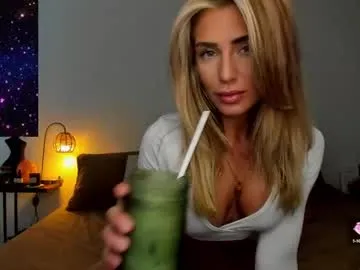 SaraThoompson – webcam model profile photo Image 6