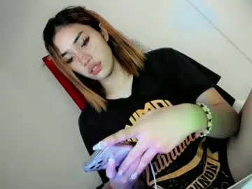 RoxanneWill – webcam model profile photo Image 10