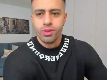 Miia_Roousse – webcam model profile photo Image 3