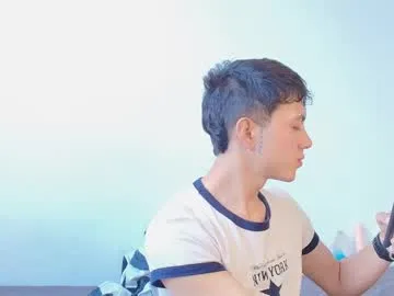 paroncho – webcam model profile photo Image 14