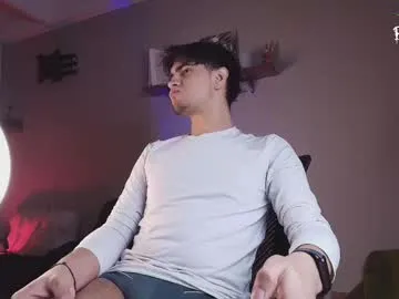 VivianBasset – webcam model profile photo Image 16