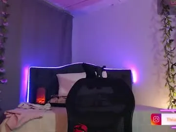 GraceHera – webcam model profile photo Image 4